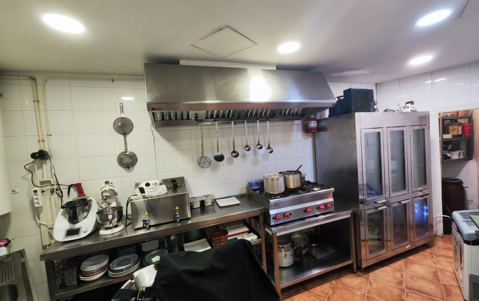 Traspaso - Restaurante -
Barcelona - Clot