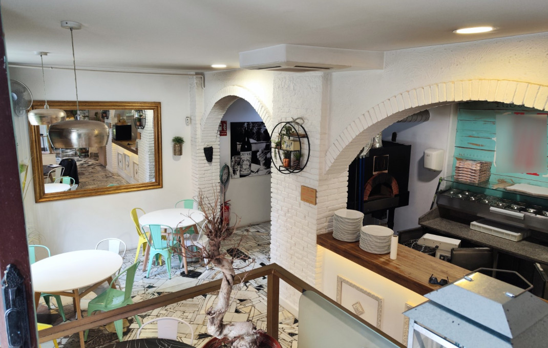 Traspaso - Restaurante -
Barcelona - Clot