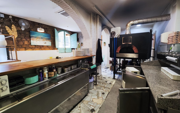 Traspaso - Restaurante -
Barcelona - Clot