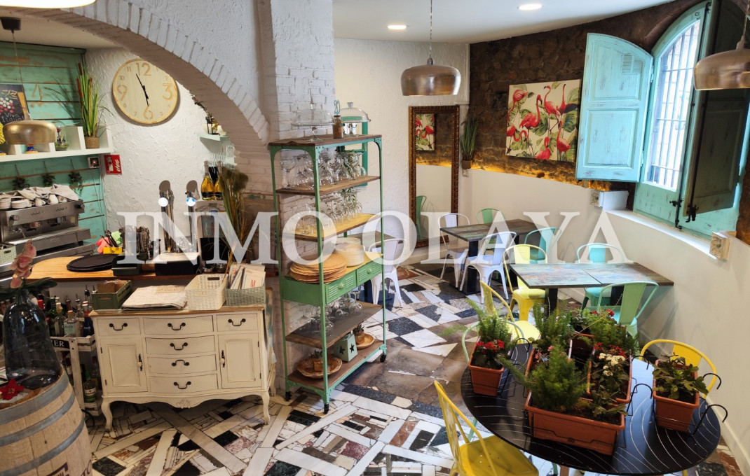 Traspaso - Restaurante -
Barcelona - Clot