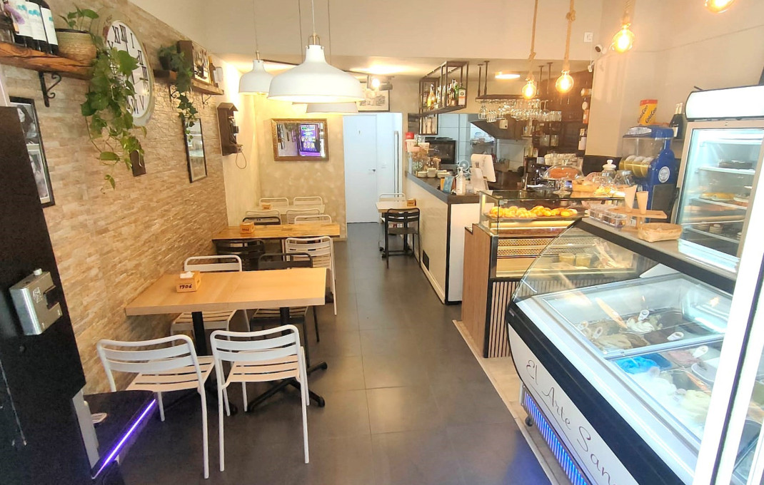 Transfer - Bar-Cafeteria -
Badalona - Montigalà