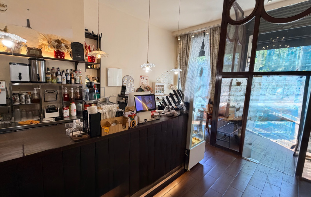 Traspaso - Restaurante -
Barcelona - Eixample