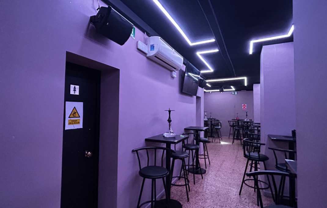 Transfert - Bar Copas Musical -
Esplugues de Llobregat - Can Vidalet