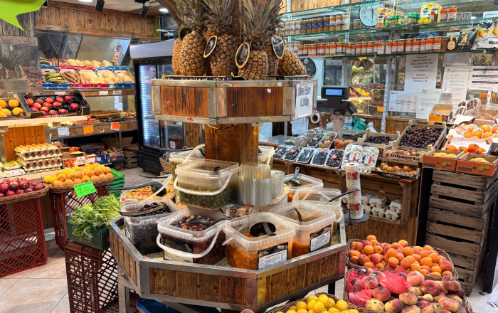 Traspaso - Frutería -
Barcelona - Gràcia