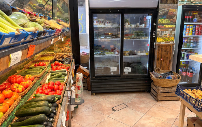 Traspaso - Frutería -
Barcelona - Gràcia