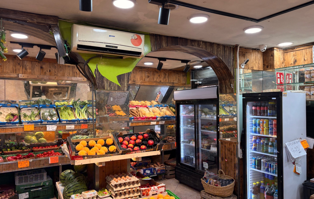 Traspaso - Frutería -
Barcelona - Gràcia
