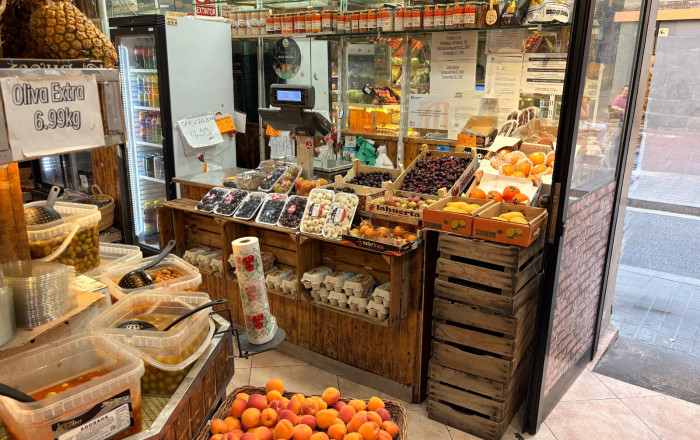 Traspaso - Frutería -
Barcelona - Gràcia