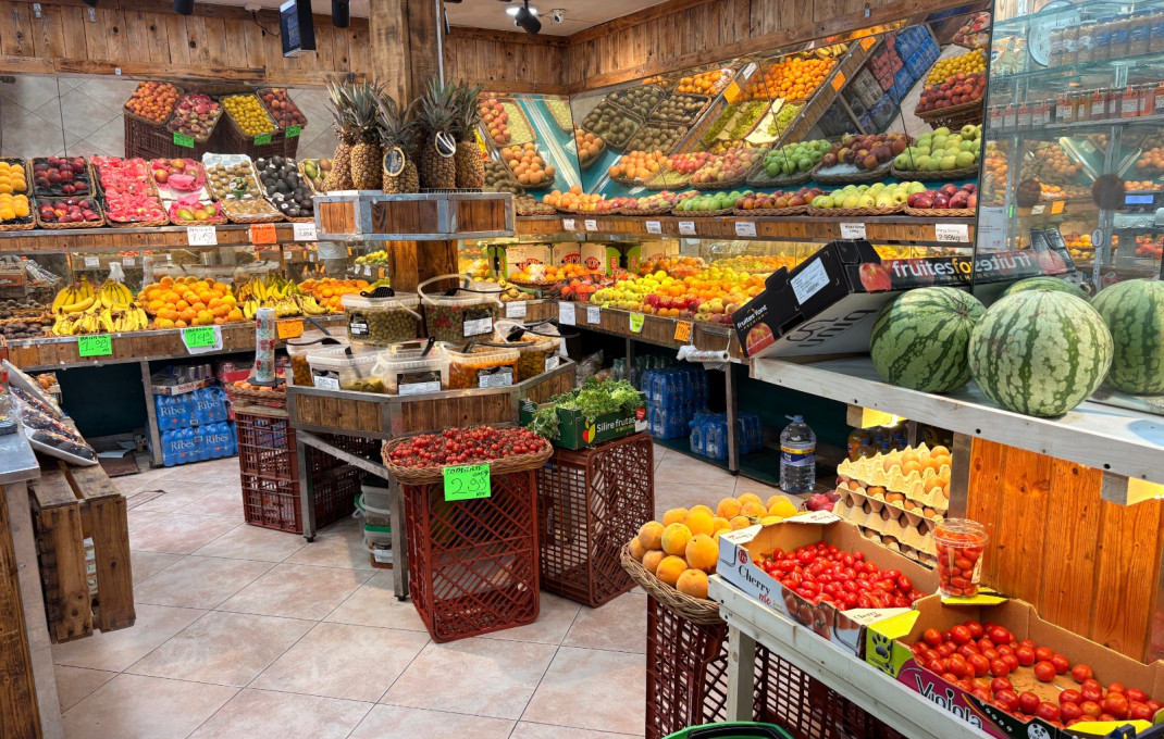 Traspaso - Frutería -
Barcelona - Gràcia