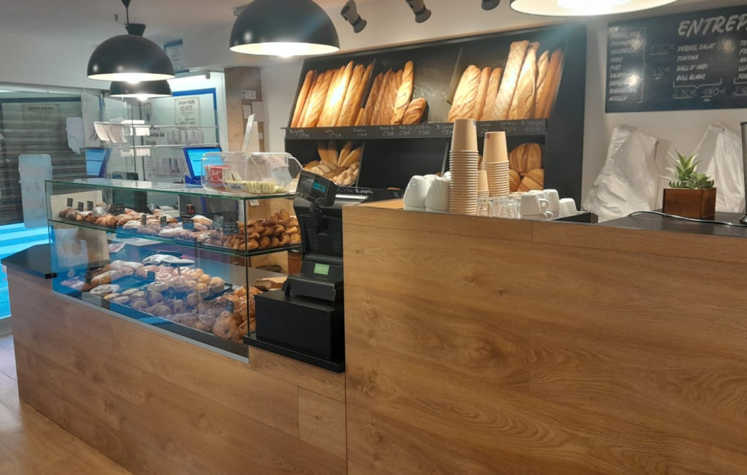 Traspaso - Cafeteria -
Tordera