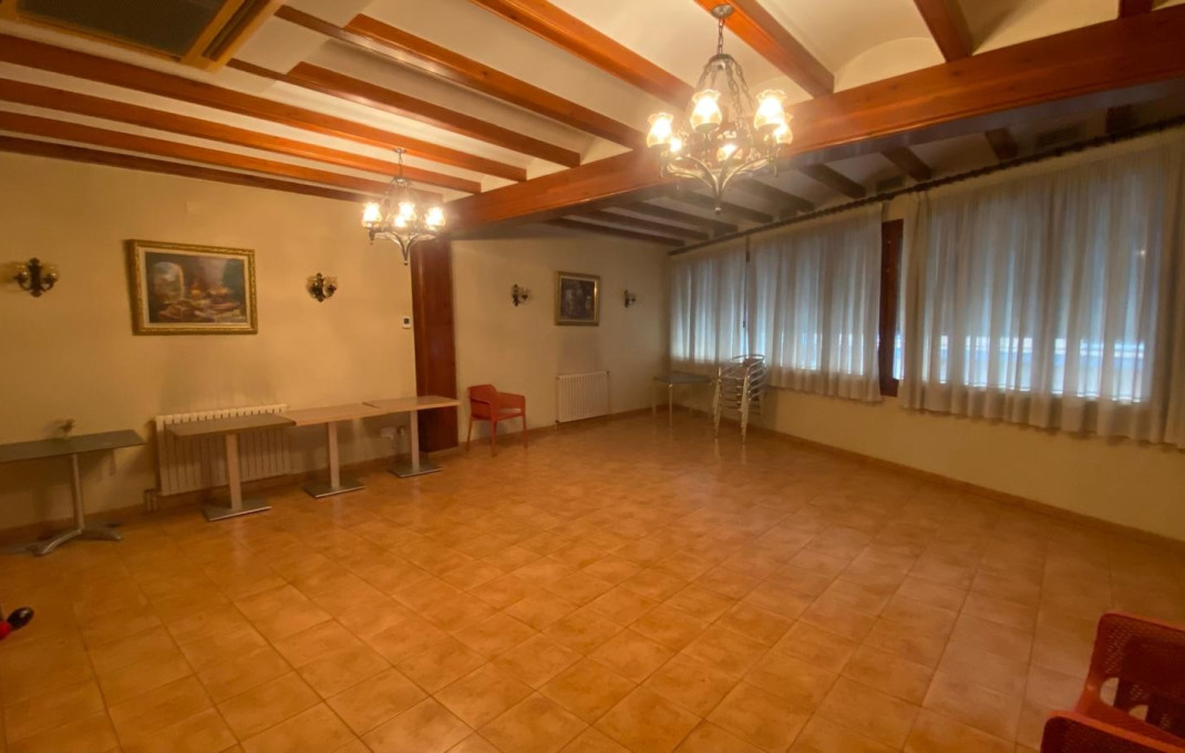 Traspaso - Bar Restaurante -
Tordera