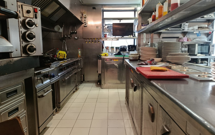 Traspaso - Restaurante -
Horta - Guinardó