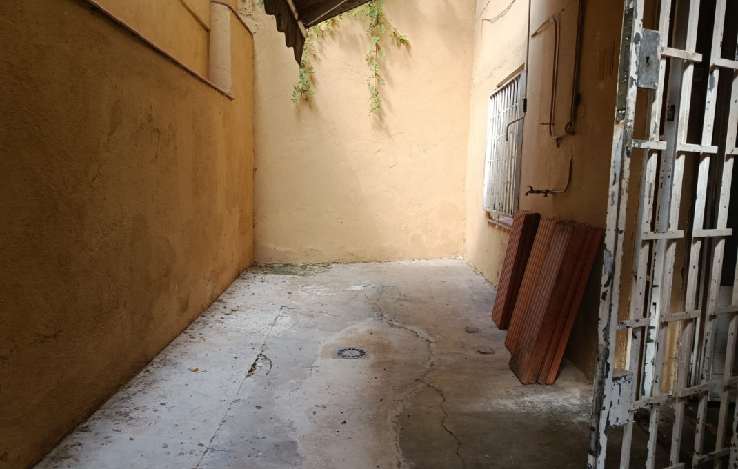 Traspaso - Restaurante -
Horta - Guinardó