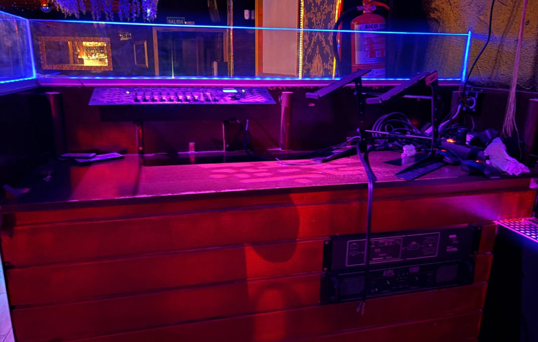 Traspaso - Bar Copas Musical -
Vilanova i la Geltrú