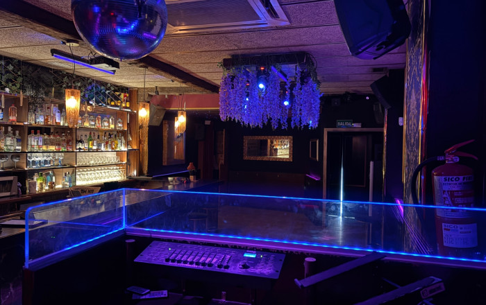 Traspaso - Bar Copas Musical -
Vilanova i la Geltrú