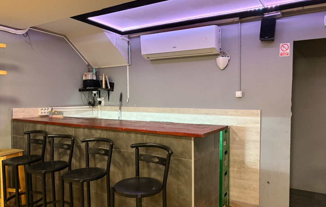 Traspaso - Bar Restaurante -
Barcelona - Zona Franca