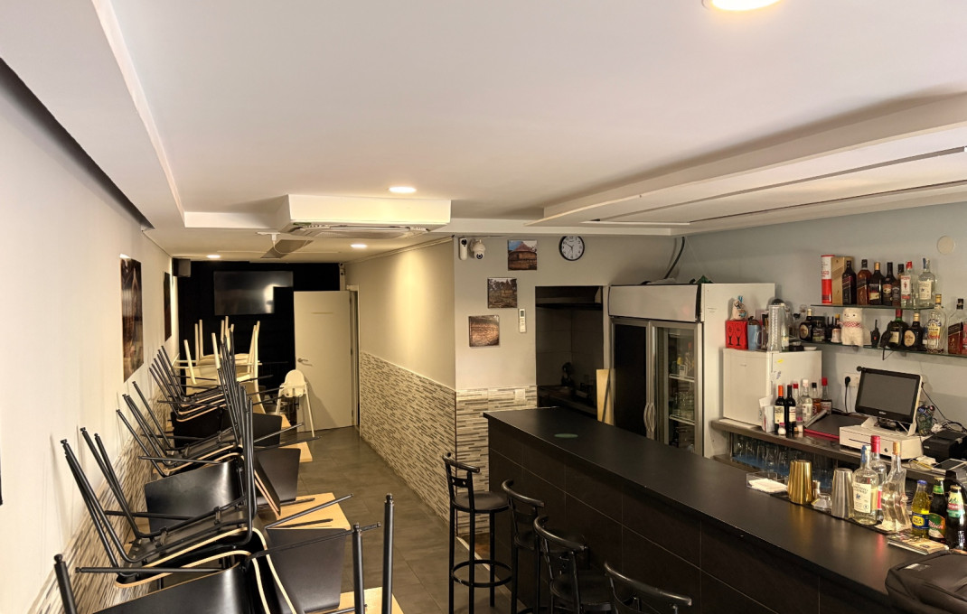 Traspaso - Bar Restaurante -
Barcelona - Zona Franca
