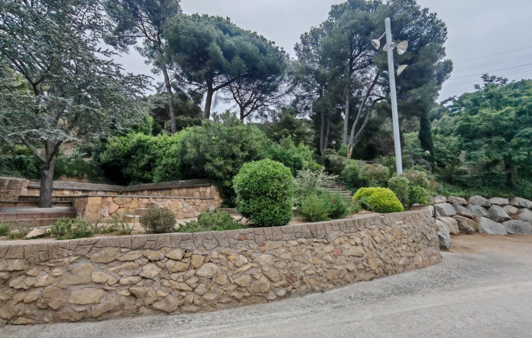 Traspaso - Masía -
Montcada i Reixac