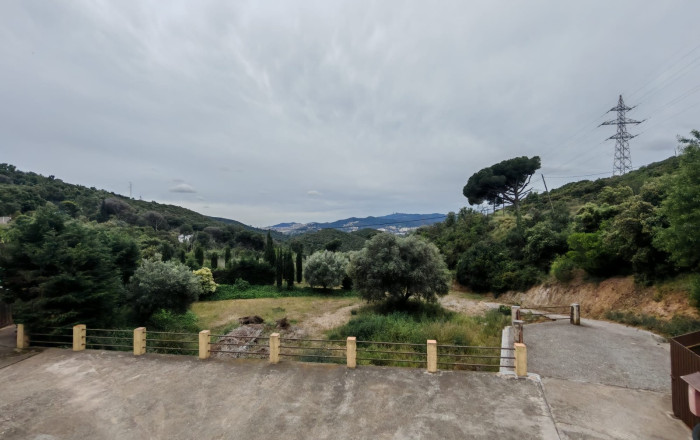 Traspaso - Masía -
Montcada i Reixac