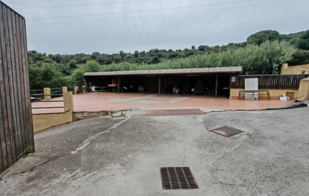 Traspaso - Masía -
Montcada i Reixac