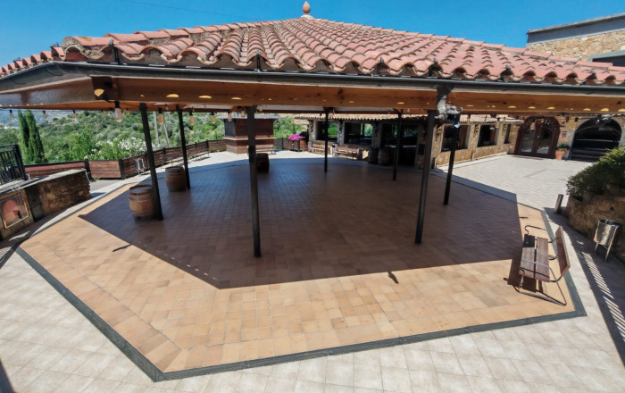Venta - Masía -
Montcada i Reixac