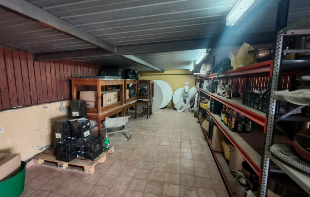 Venta - Masía -
Montcada i Reixac