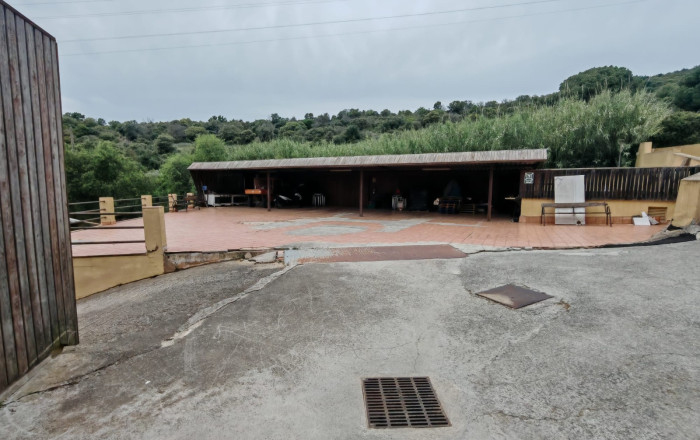 Venta - Masía -
Montcada i Reixac