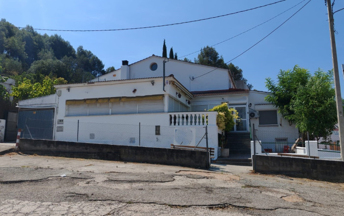 Alquiler - Restaurante -
Olesa de Montserrat