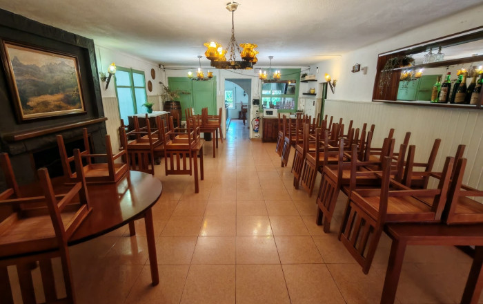 Alquiler - Restaurante -
Olesa de Montserrat