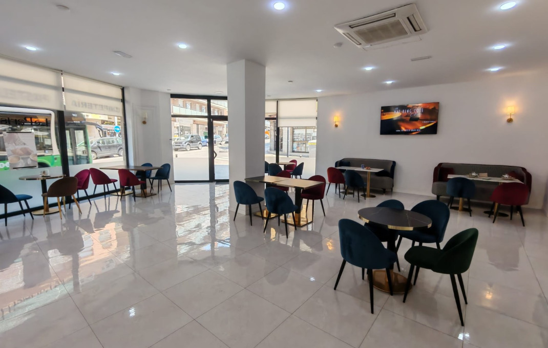 Transfert - Cafeteria -
Manresa