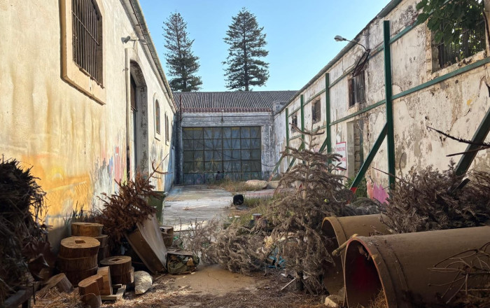 Venta - Bodega -
Cádiz - Puerto de Santa María