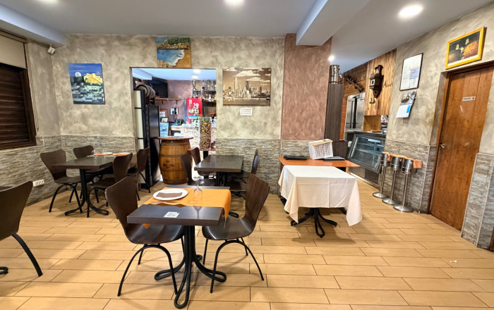 Traspaso - Restaurante -
Barcelona - Nou Barris