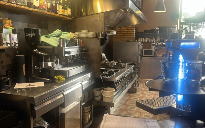 Traspaso - Bar Restaurante -
Figueres