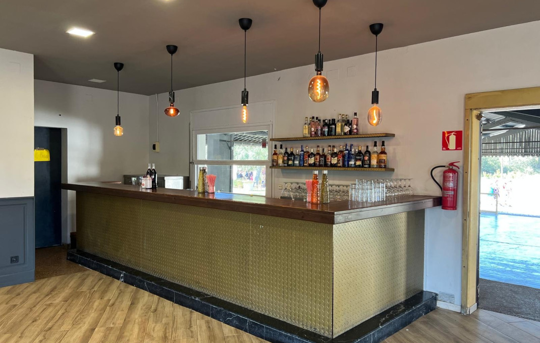 Traspaso - Complejo rural -
Barcelona - Casserres