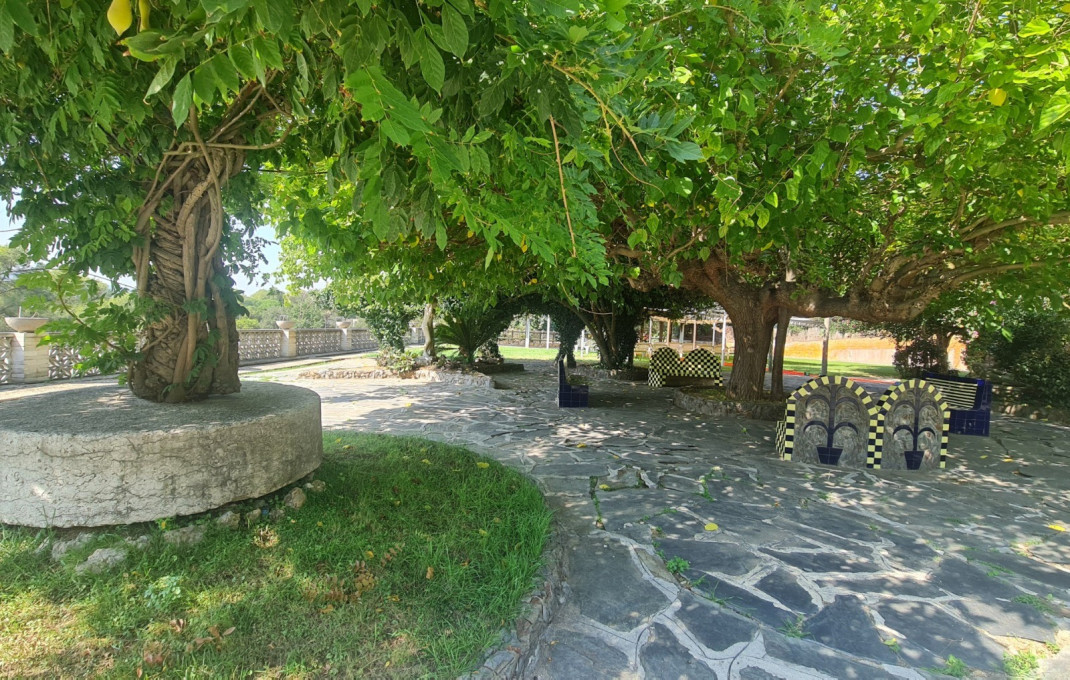 Venta - Masía -
Badalona