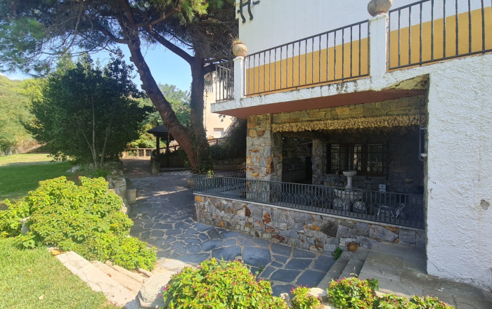 Venta - Masía -
Badalona