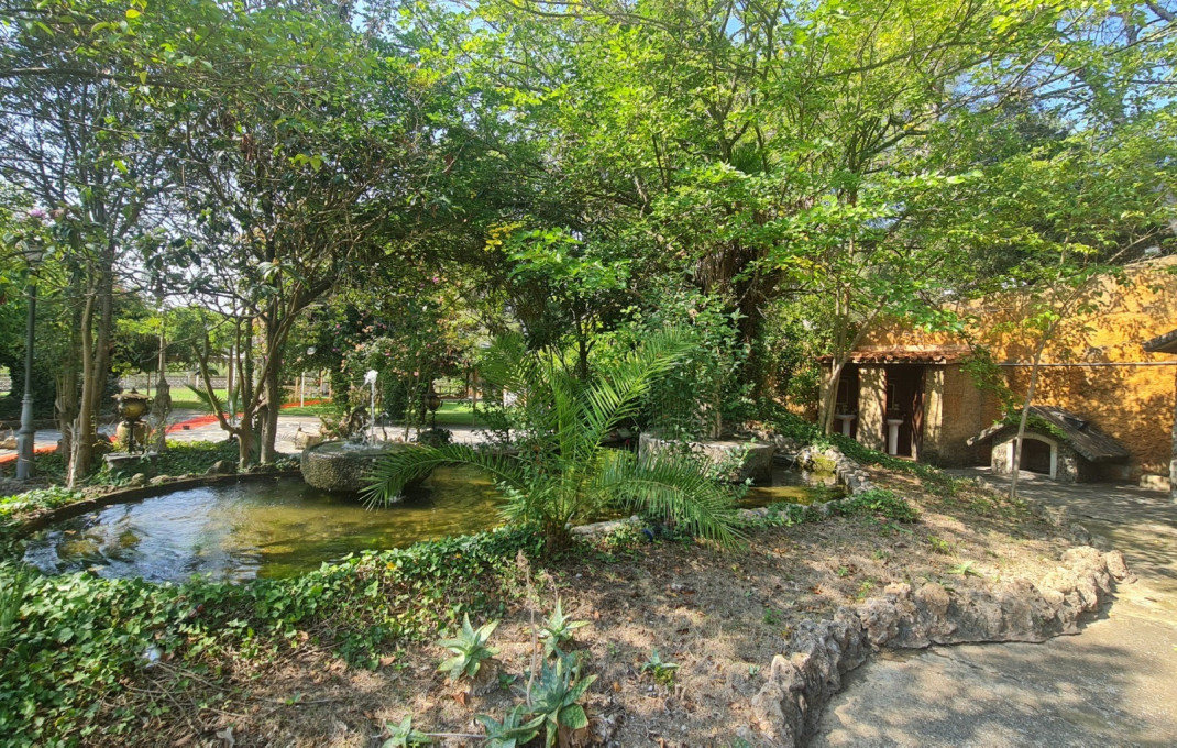 Venta - Masía -
Badalona