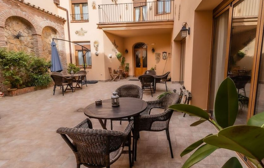 Revente - Hotel 4* -
Badajoz - Alange