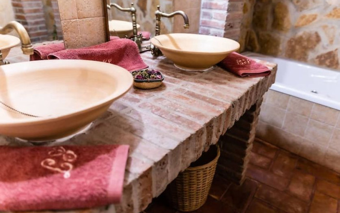 Revente - Hotel 4* -
Badajoz - Alange