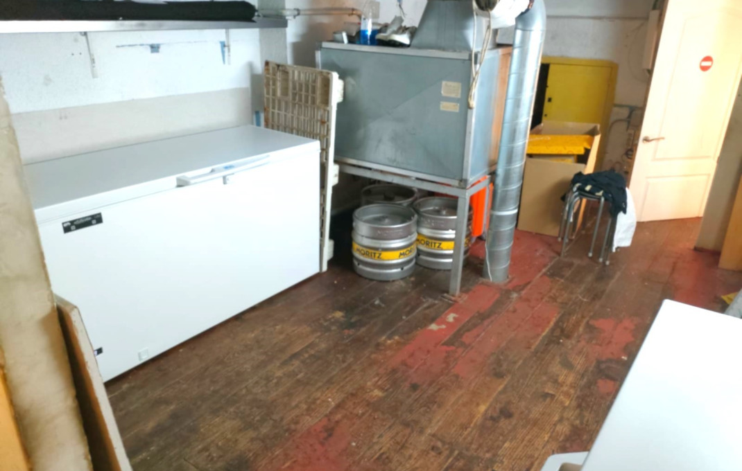 Transfert - Take Away -
Badalona - Centre