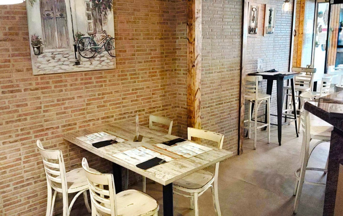 Traspaso - Restaurante -
Barcelona - Sant Martí