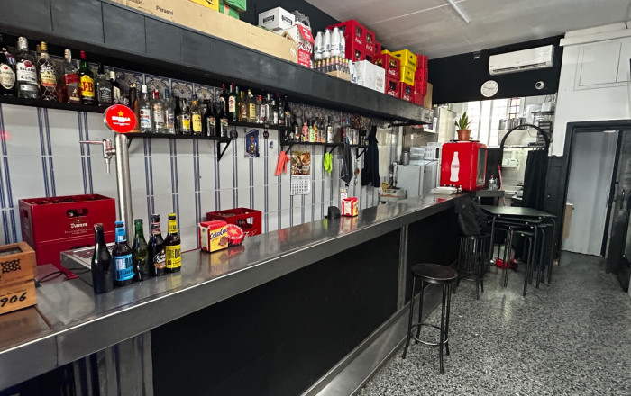 Traspaso - Bar-Cafeteria -
L'Hospitalet de Llobregat