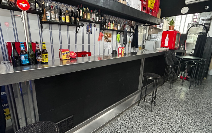 Traspaso - Bar-Cafeteria -
L'Hospitalet de Llobregat