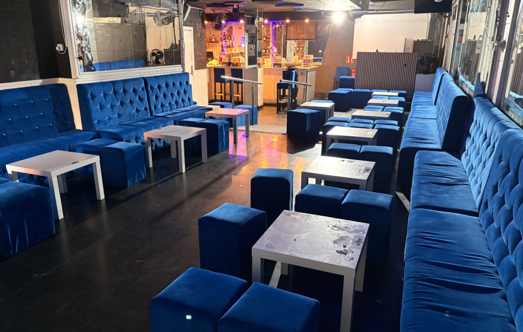 Traspaso - Bar Copas Musical -
Sant Boi de Llobregat - Vinyets-molí Vell