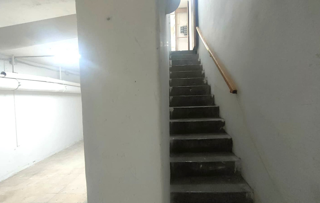 Revente - Local comercial -
Barcelona - Sant Andreu
