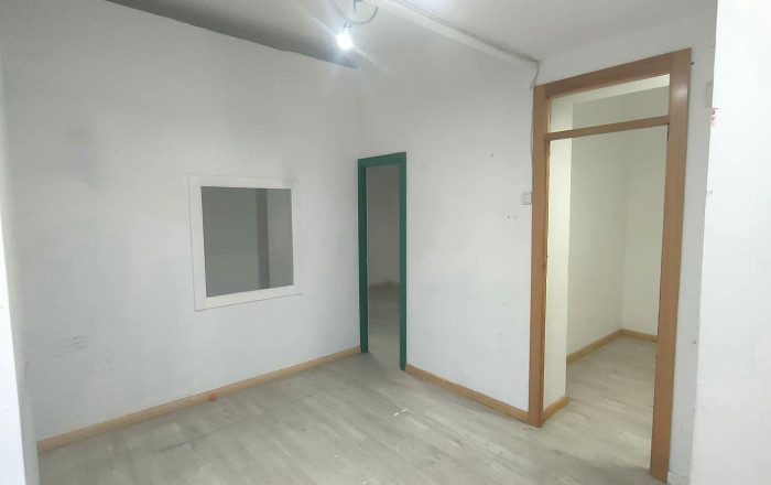 Revente - Local comercial -
Barcelona - Sant Andreu