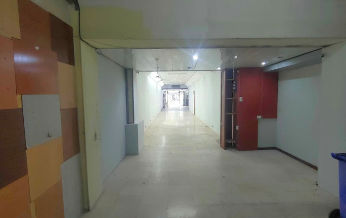 Revente - Local comercial -
Barcelona - Sant Andreu