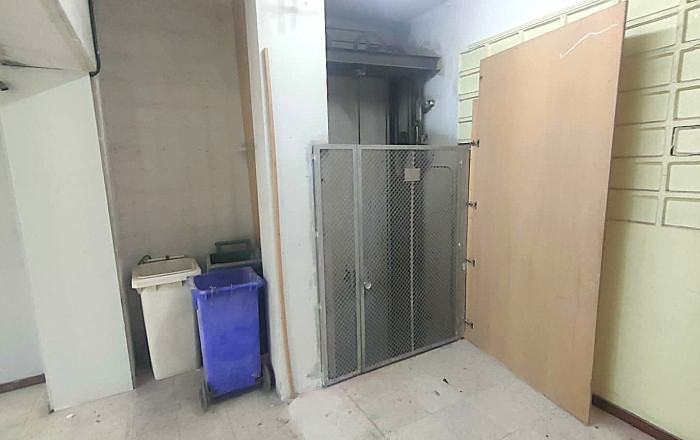 Revente - Local comercial -
Barcelona - Sant Andreu