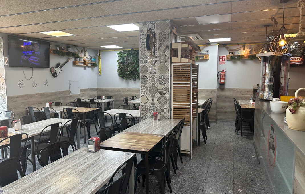 Traspaso - Bar Restaurante -
Santa Perp&egrave;tua de Mogoda