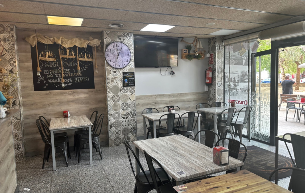 Traspaso - Bar Restaurante -
Santa Perp&egrave;tua de Mogoda