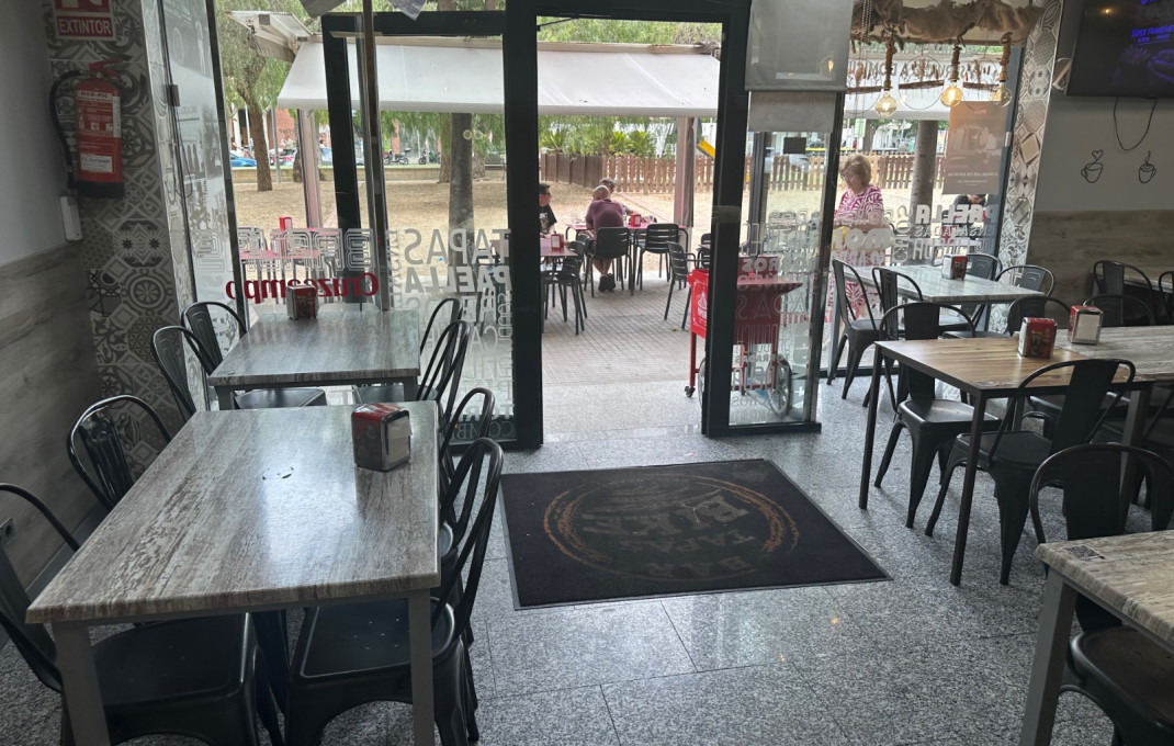 Traspaso - Bar Restaurante -
Santa Perp&egrave;tua de Mogoda